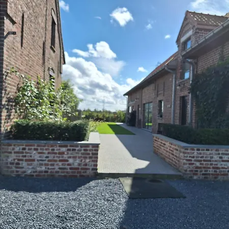 Le Repaire Des Loups Comines-Warneton