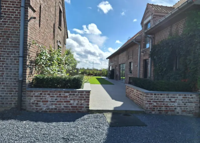 Le Repaire Des Loups Comines-Warneton